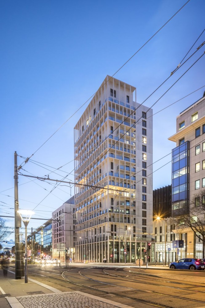 222 Lafayette - Par Dieu Central - Observatoire BBC